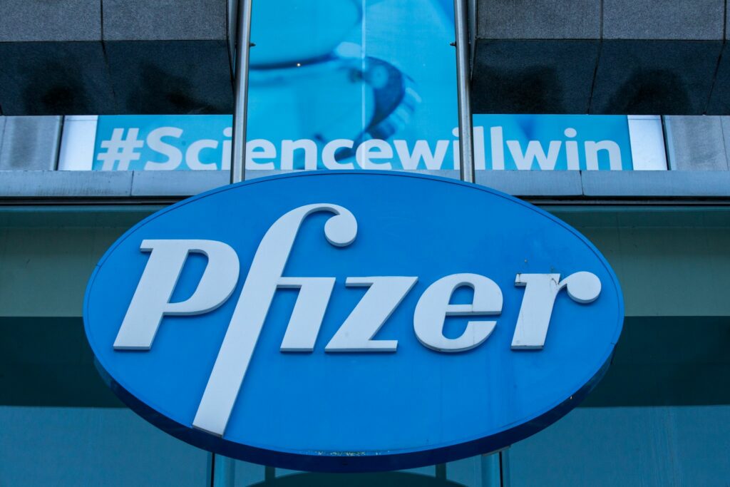 Geheimdienst: Hacker wollten an Pfizers Impfstoff-Daten