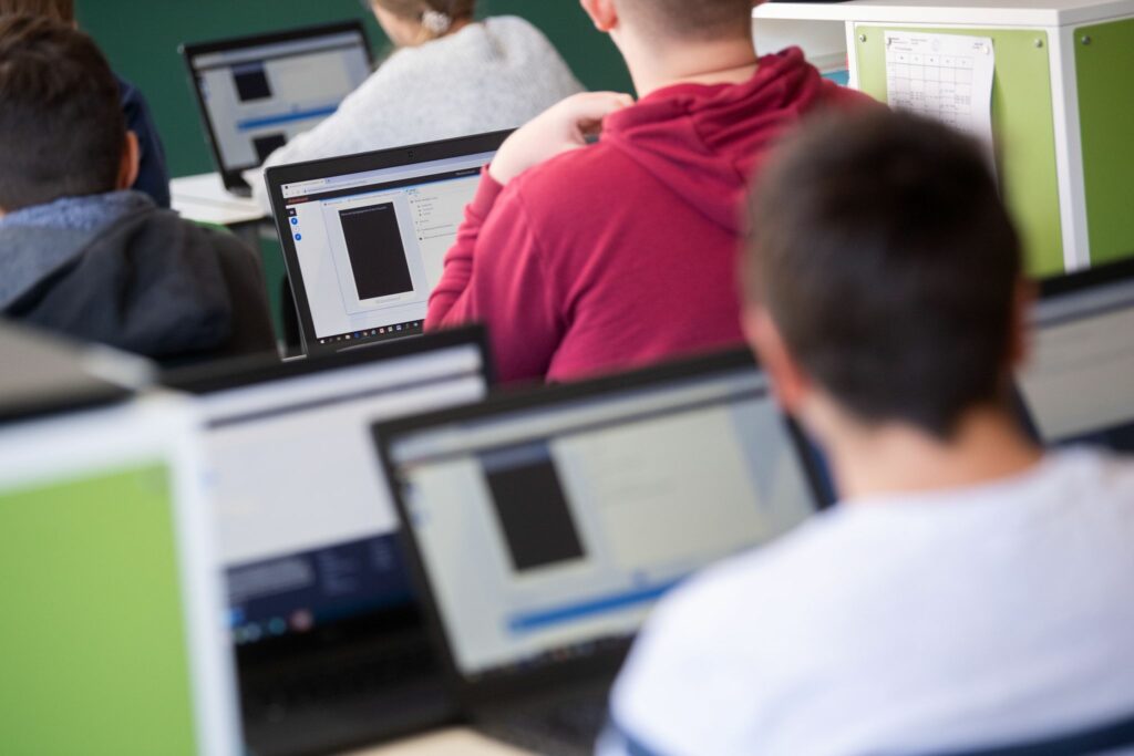 Weiterhin Nachholbedarf bei Digitalisierung der Schulen