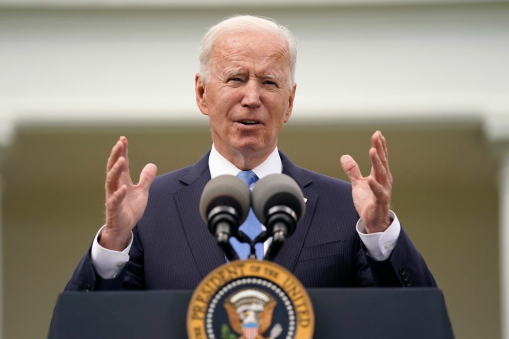 Internet-Plattformen: Biden nimmt Trump-Erlass zurück