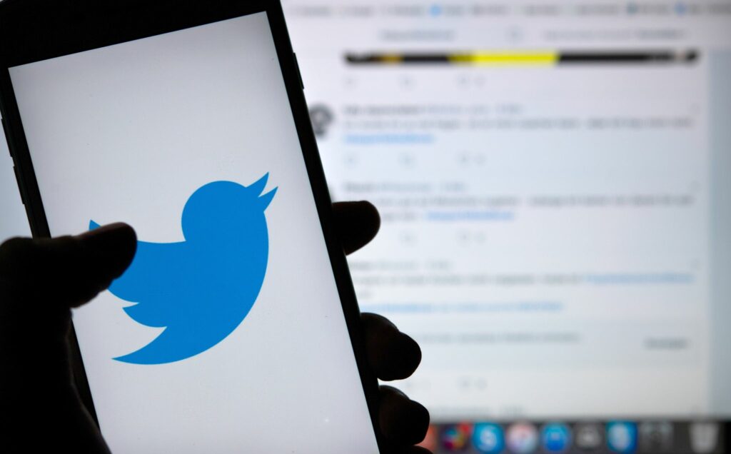 Festnahme nach Hacker-Angriff auf Twitter-Konten Prominenter Festnahme nach Hacker-Angriff auf Twitter-Konten Prominenter