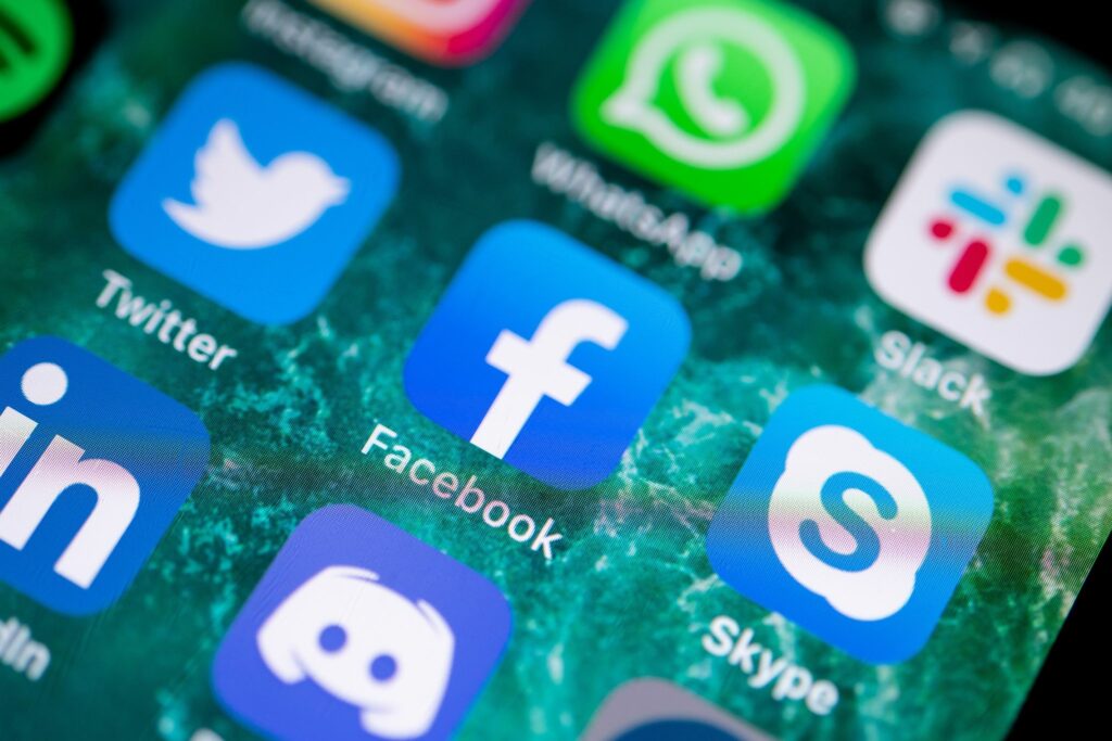 Datenschutzbeauftragter: Soziale Netzwerke mehr regulieren Datenschutzbeauftragter: Soziale Netzwerke mehr regulieren