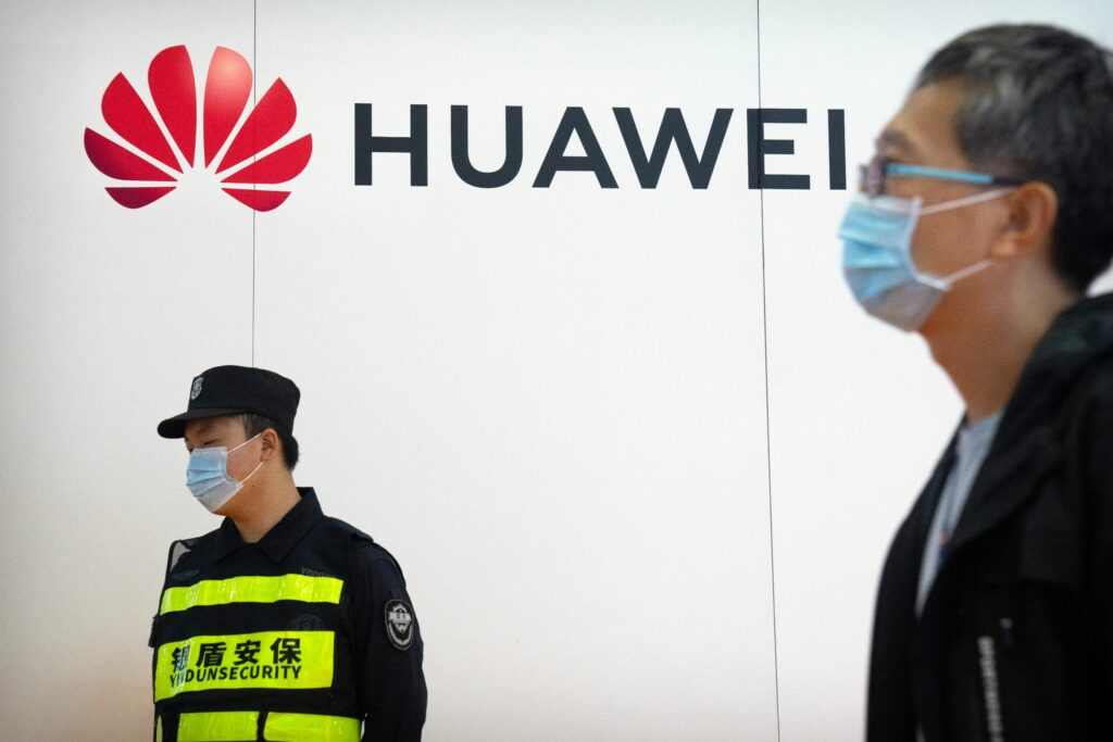 Trotz Umsatzeinbruch: Huawei verzeichnet Rekordgewinn Trotz Umsatzeinbruch: Huawei verzeichnet Rekordgewinn