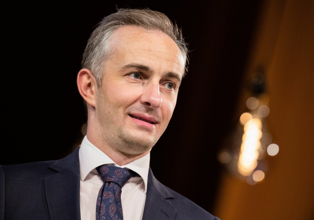 Nach Böhmermann-Aktion: Ermittlungen gegen Polizisten Nach Böhmermann-Aktion: Ermittlungen gegen Polizisten