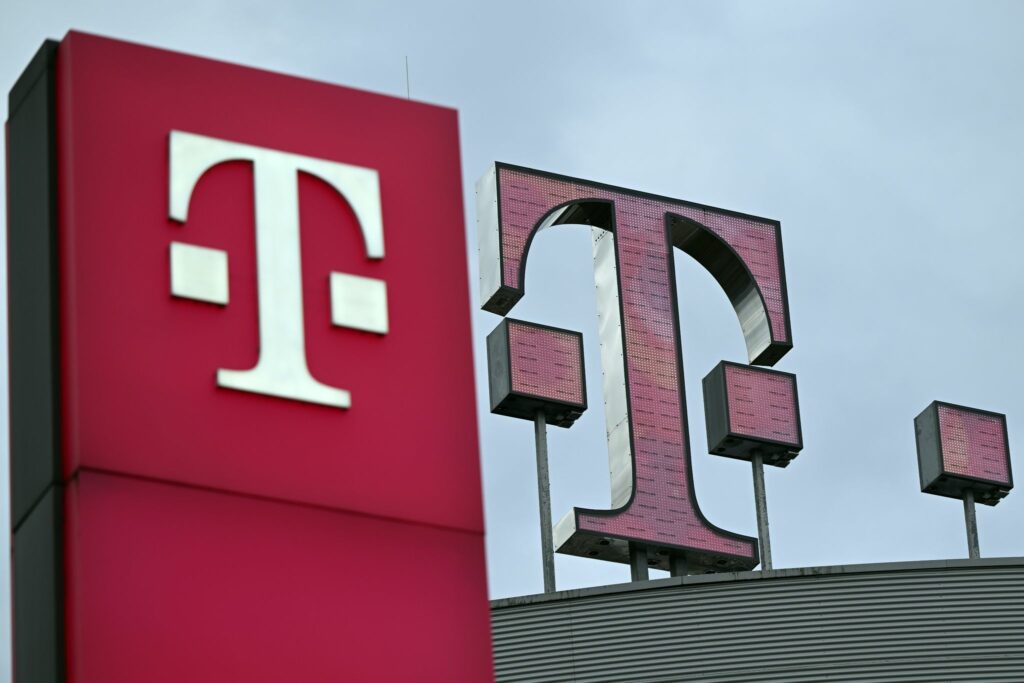 Deutsche Telekom will Mehrheit an Funkturm-Sparte verkaufen Deutsche Telekom will Mehrheit an Funkturm-Sparte verkaufen