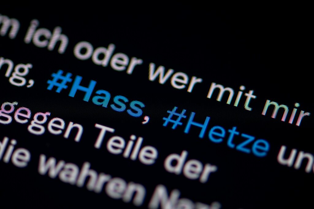 Twitter dürfte unter verschärfte EU-Regeln fallen Twitter dürfte unter verschärfte EU-Regeln fallen