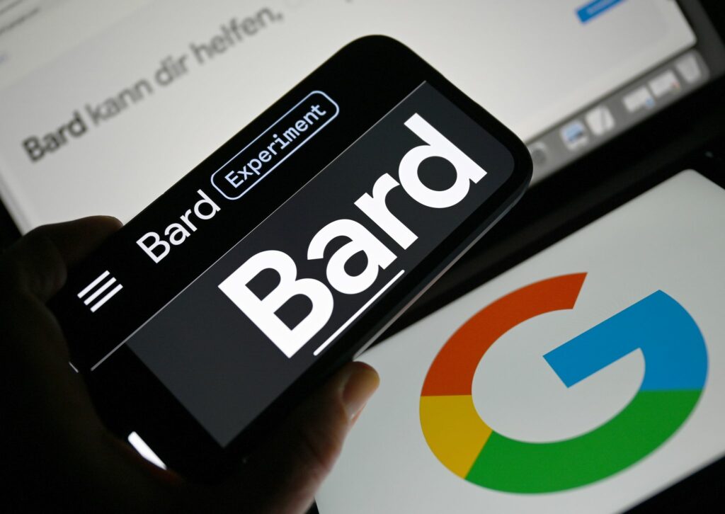 Google: KI-Chatbot Bard jetzt auch in Deutschland verfügbar Google: KI-Chatbot Bard jetzt auch in Deutschland verfügbar