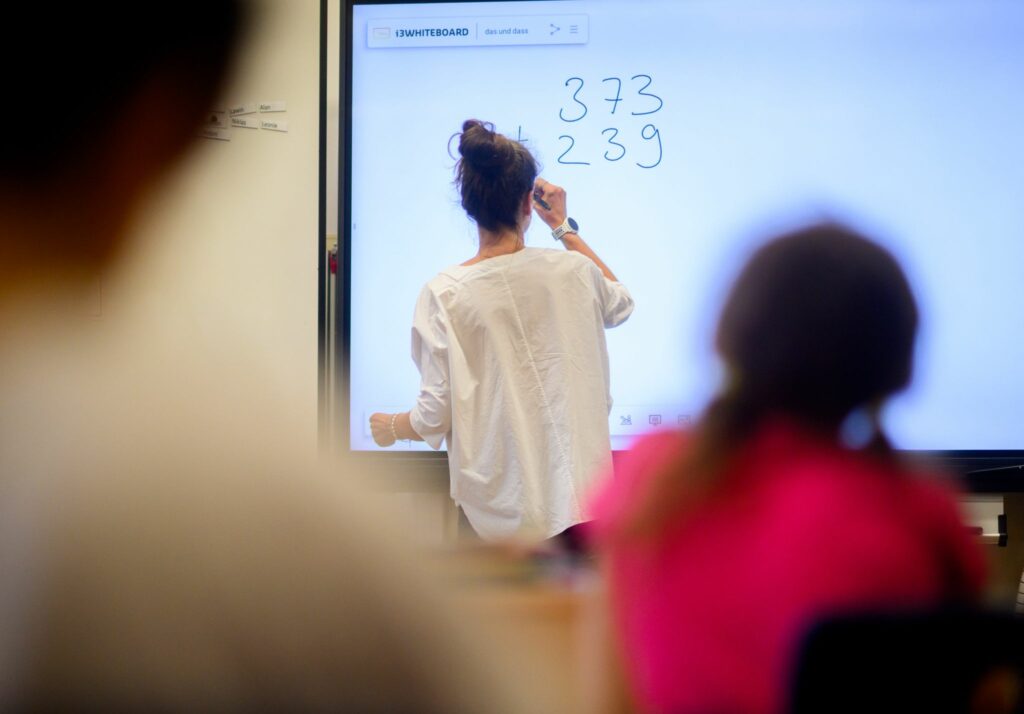 Breites Bündnis fordert Fortsetzung des Digitalpakts Schule