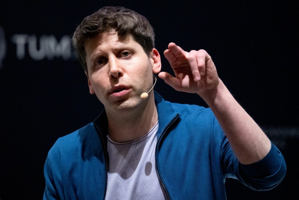 Microsoft holt sich Ex-Chef des ChatGPT-Entwicklers OpenAI Microsoft holt sich Ex-Chef des ChatGPT-Entwicklers OpenAI