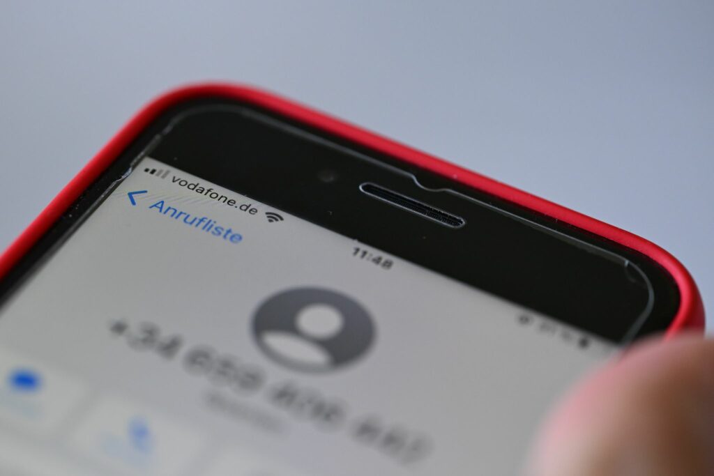 Vodafone warnt Handykunden bei Betrugsanrufen Vodafone warnt Handykunden bei Betrugsanrufen